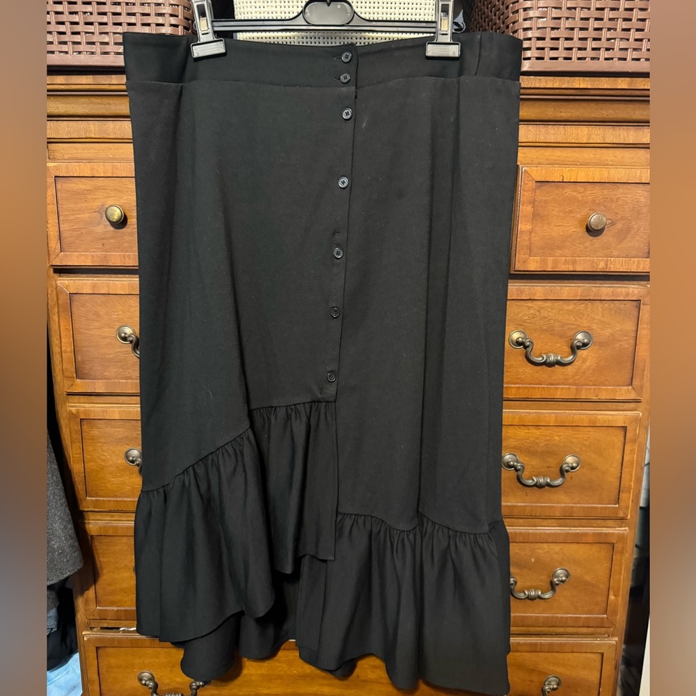 Elegant Black Button-Up Skirt XL Midi Maxi